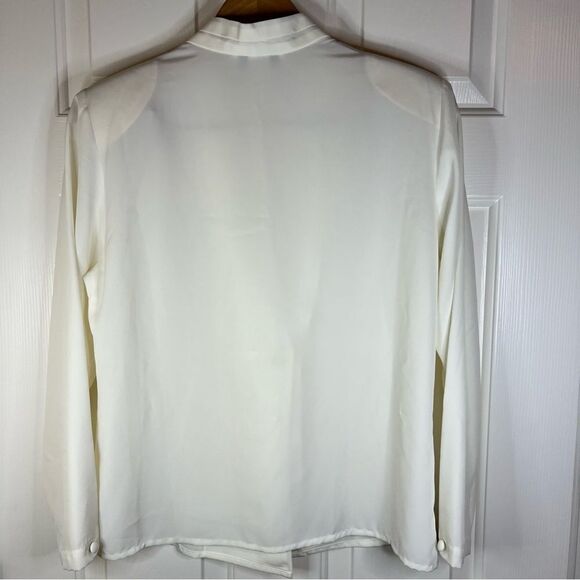 Petite Impressions Criss Cross Button Down VNeck Blouse Size 10 - Picture 4 of 4